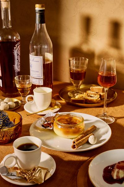 After dinner drinks | dessert | European cafe | Apertivo | Digestif | Amy Paliwoda stylist