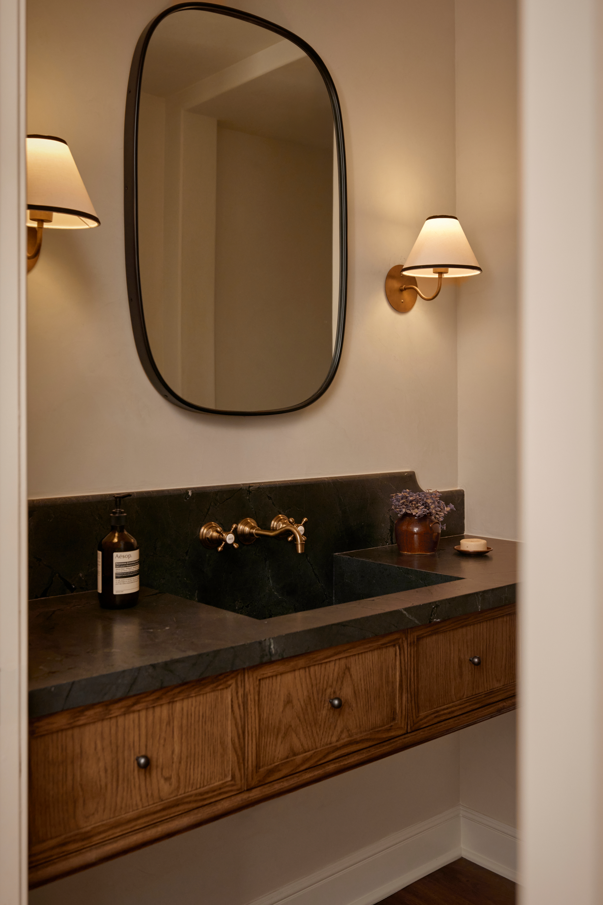 best interior stylist of 2025