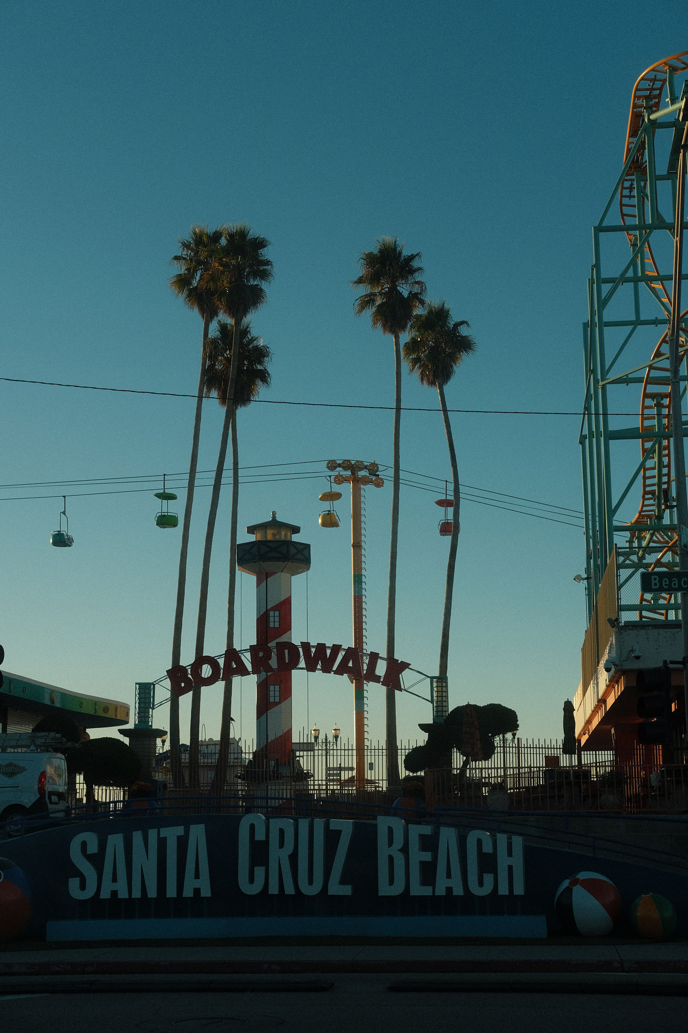 the boardwalk at santa cruz 