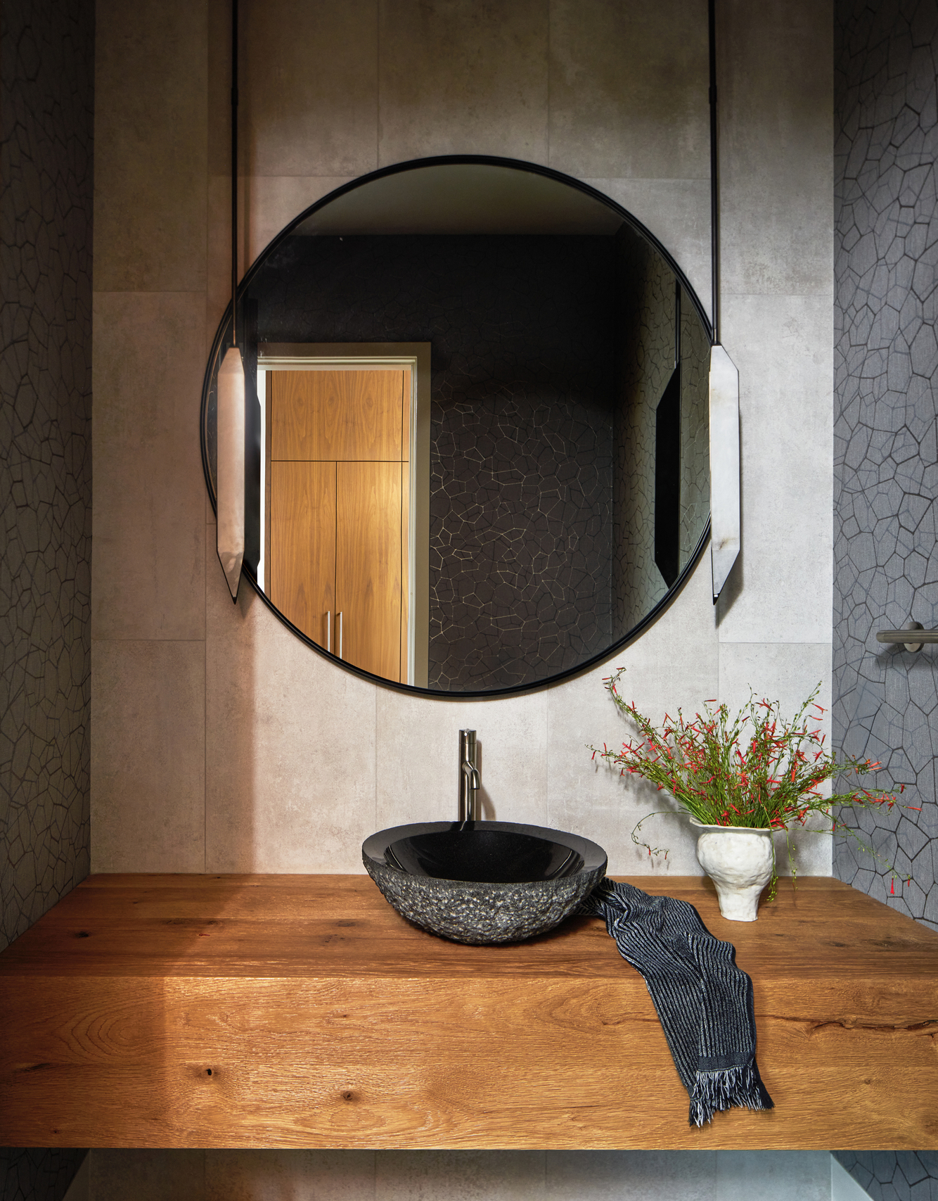 VanTassel_Bend_TS_bathroom1_retouched.jpg