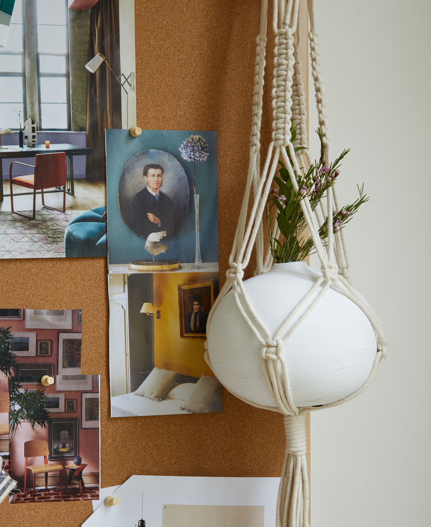 Napa House Macrame Plant Interior Photography by George Barberis of Sally Bjornsen Represents Napa_Macrame_32811.jpg