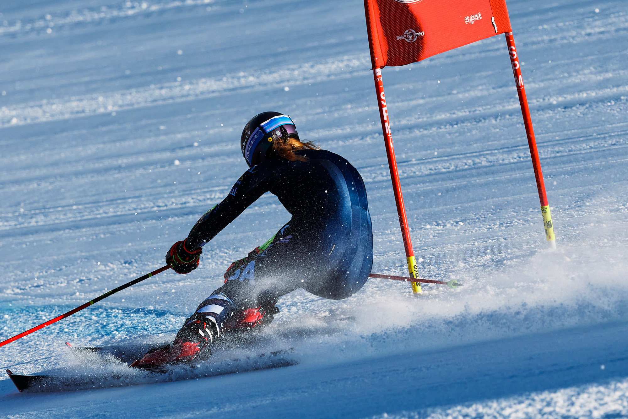 Mikaela Shiffrin skiing down the slopes 