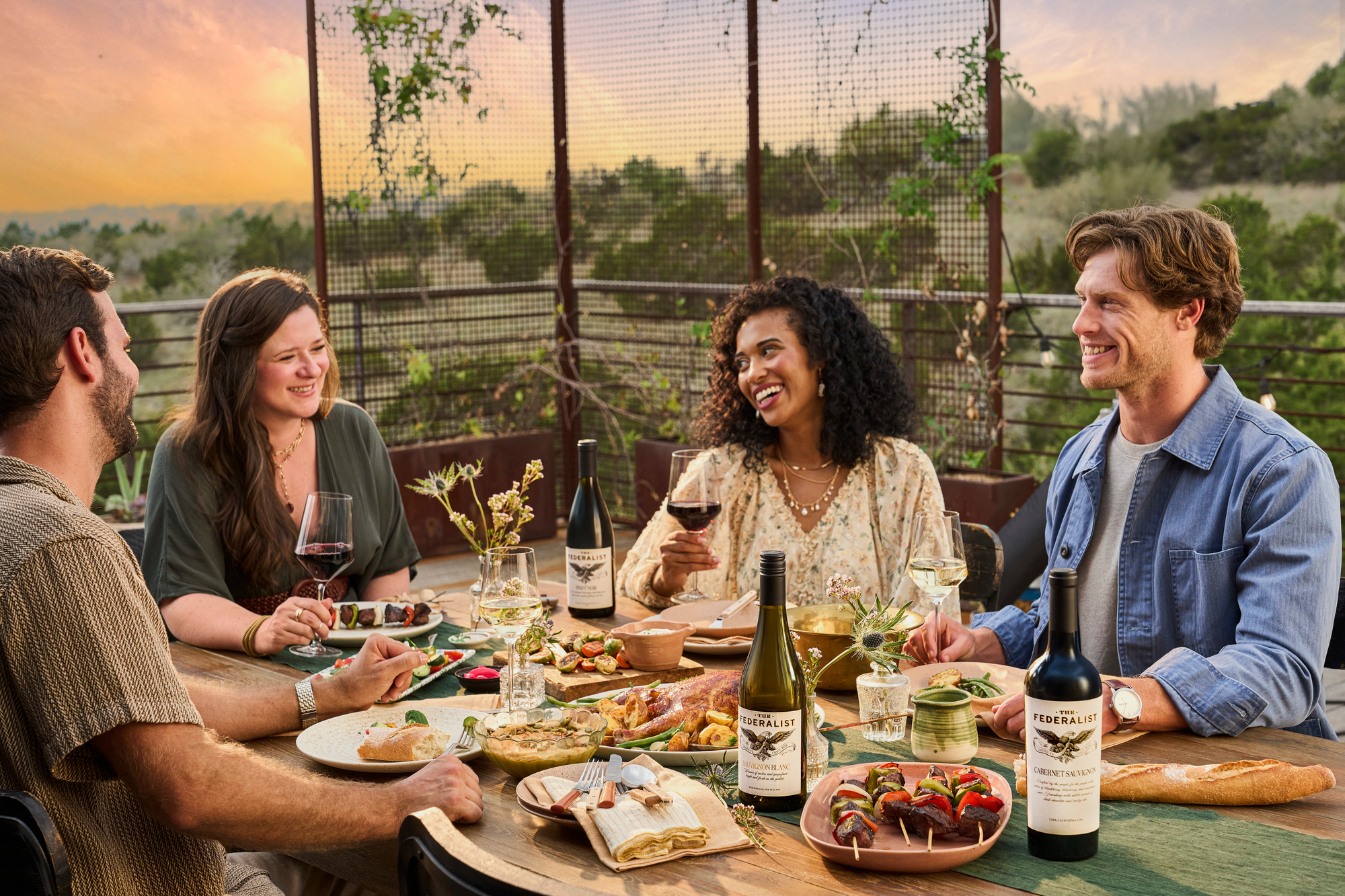 Federalist_Dinner_Lifestyle_021_RT-Retouched_(2).jpeg