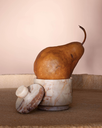 Pantone Pear 