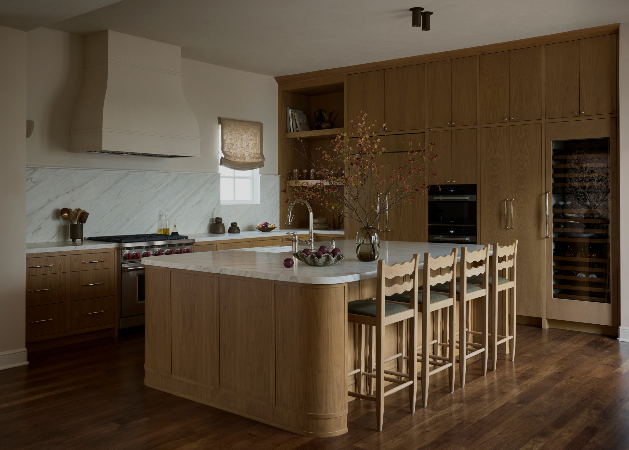 gorgeous interior styling by Emily Bowser -Seattle Based Interior Stylist 