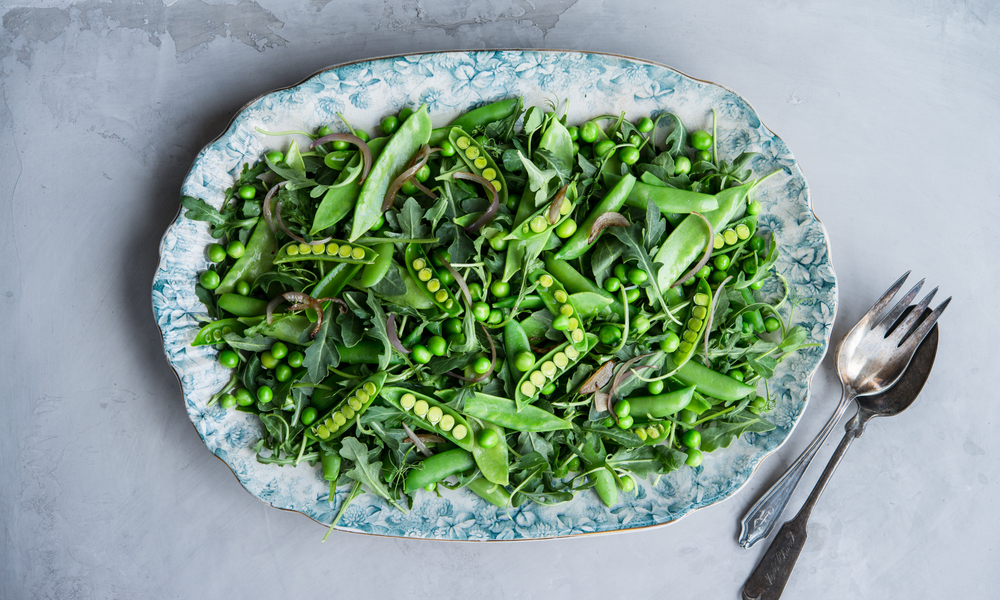 Bean pea sprout green salad