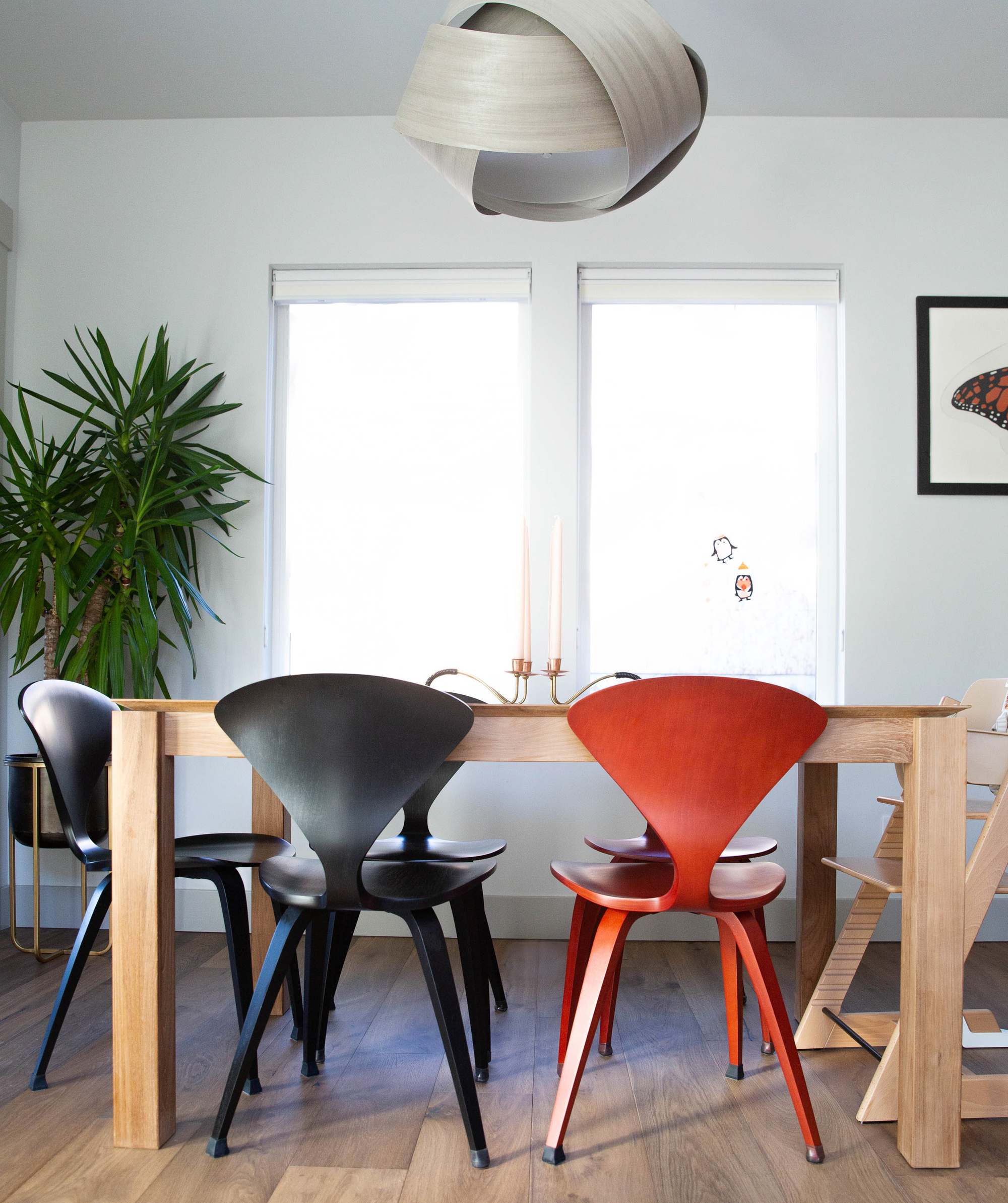 TricornBlack_wallpaper_color_OregonHome_zeewendell_interiors-2-3.jpg