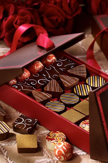 1r6as2_6as1_9achocolates_f