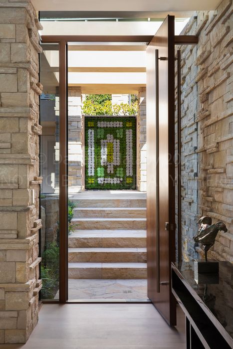 Griffin low res-6-2.jpg