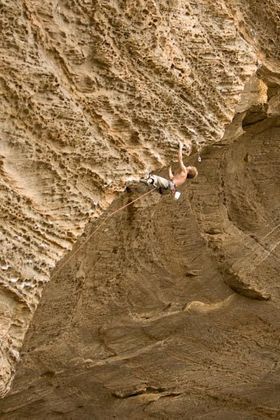 1r20080328_redrivergorge0168