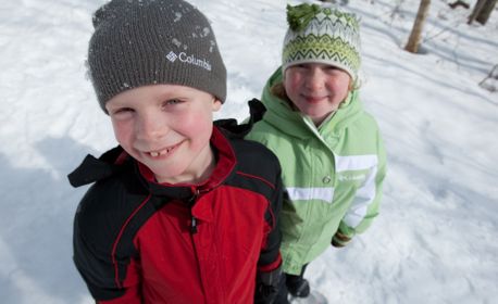 1r201003_boltonfamily0841