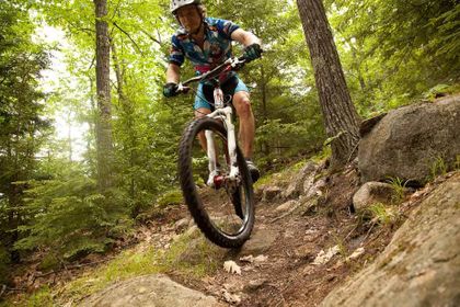 1r201106_201104_trapdike0111