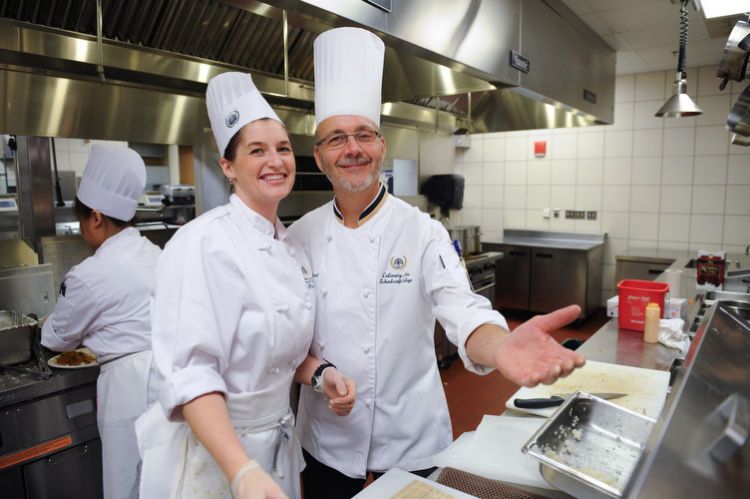 1r2011_1022_sf_scraft50th1369lr