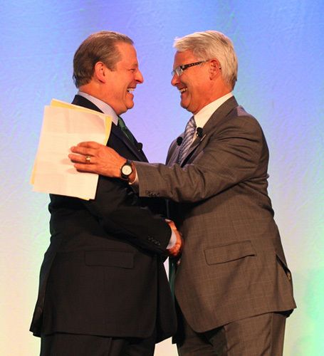 1r15_Al_Gore_Premier_Campbell.jpg