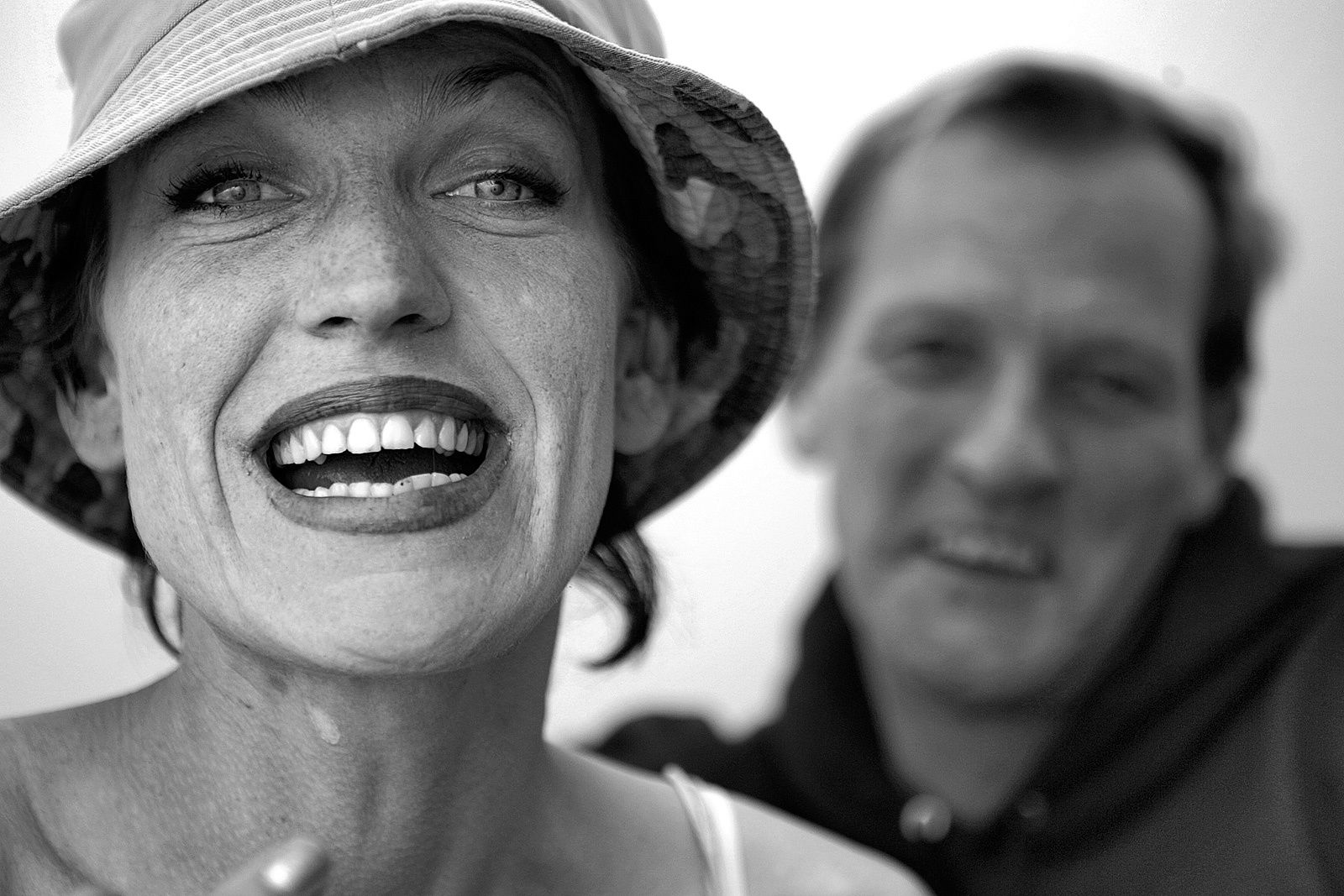 1r8_q7q4062bwadj_lb_srgb