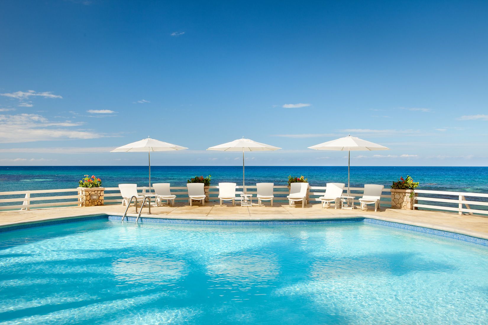 Oceanside Pool - Jamaica