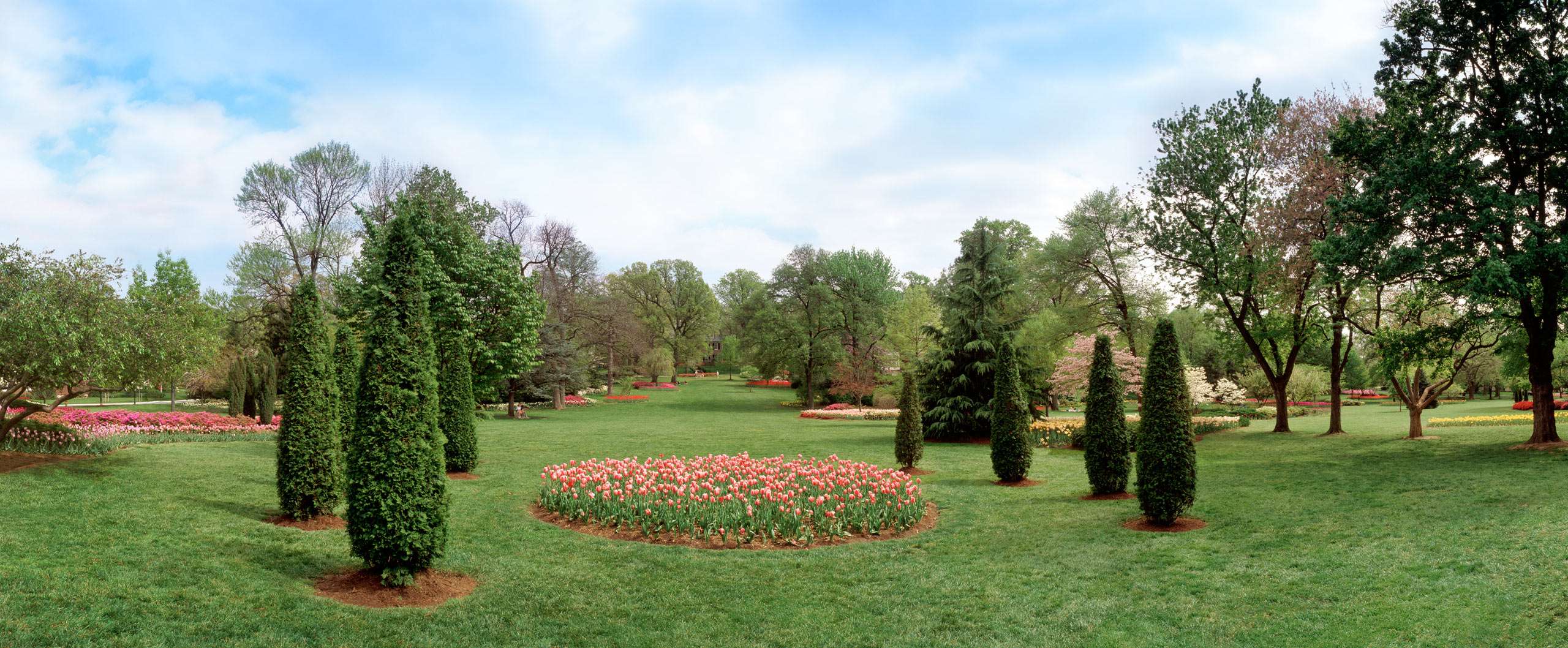 PORTFOLIO - Baltimore - Neighborhoods      #30  Formal Garden with Tulip Beds