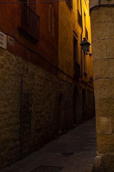 Spanish alley - vertical