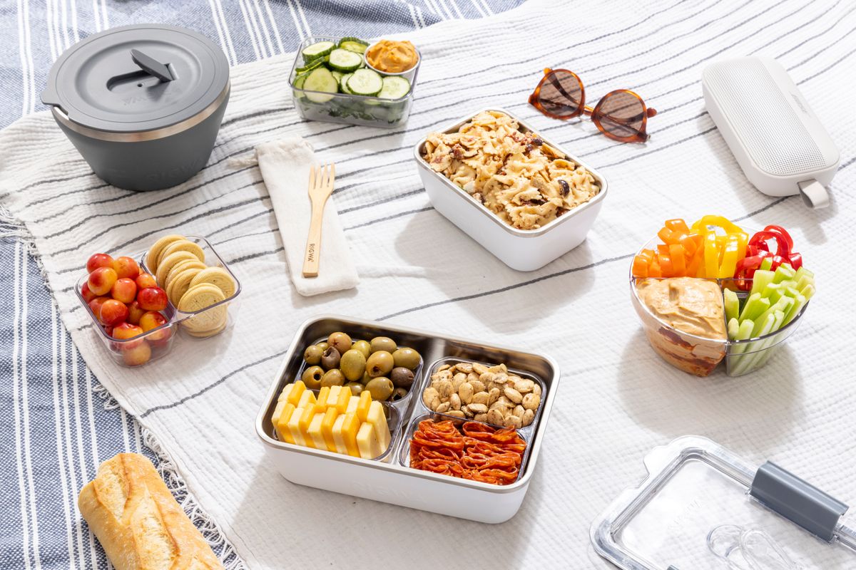 picnic on blanket_23_jwb_.jpg