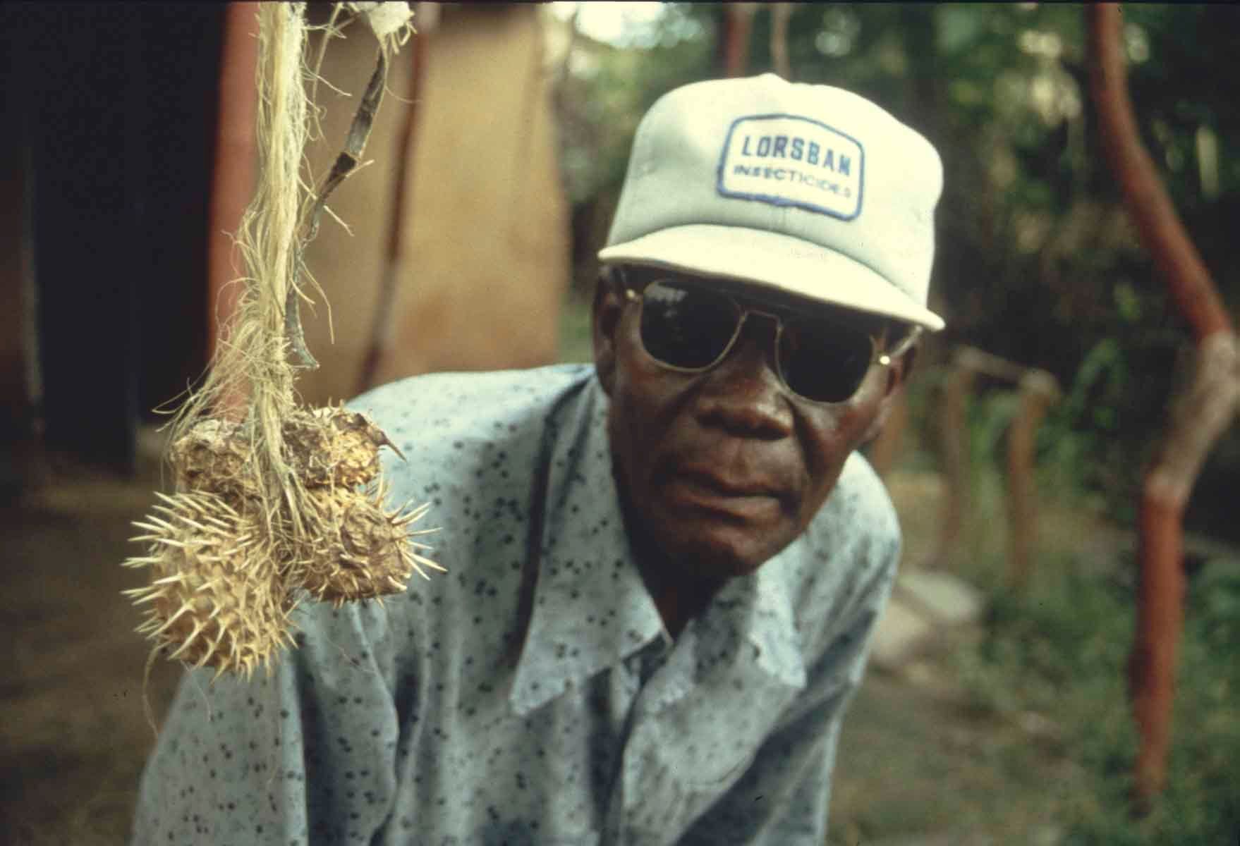 1r20100625_20100625_haiti_prtsscns_82_84_0806