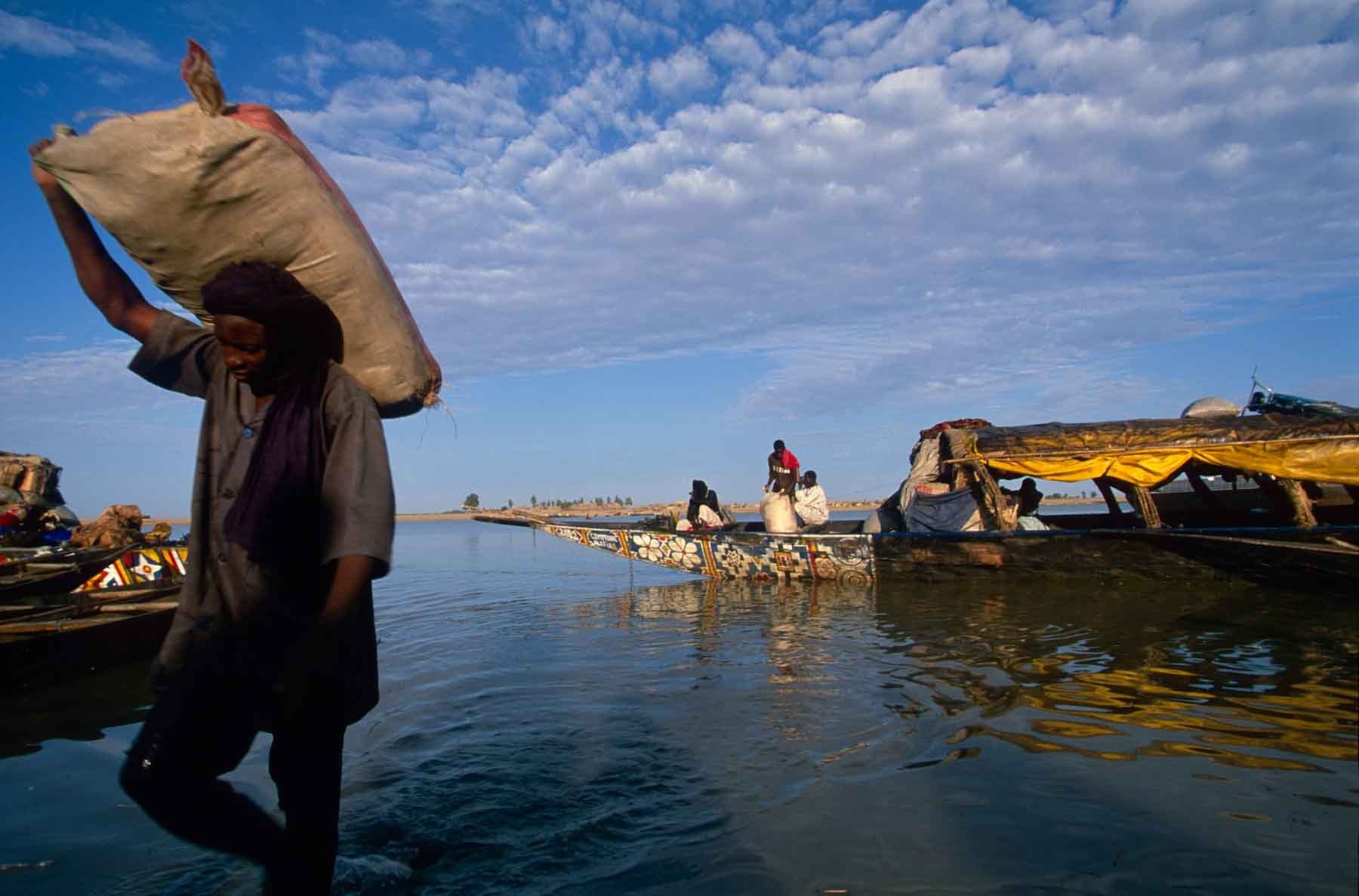 1r20111006_20100608_20100608_mali_mopti_0195