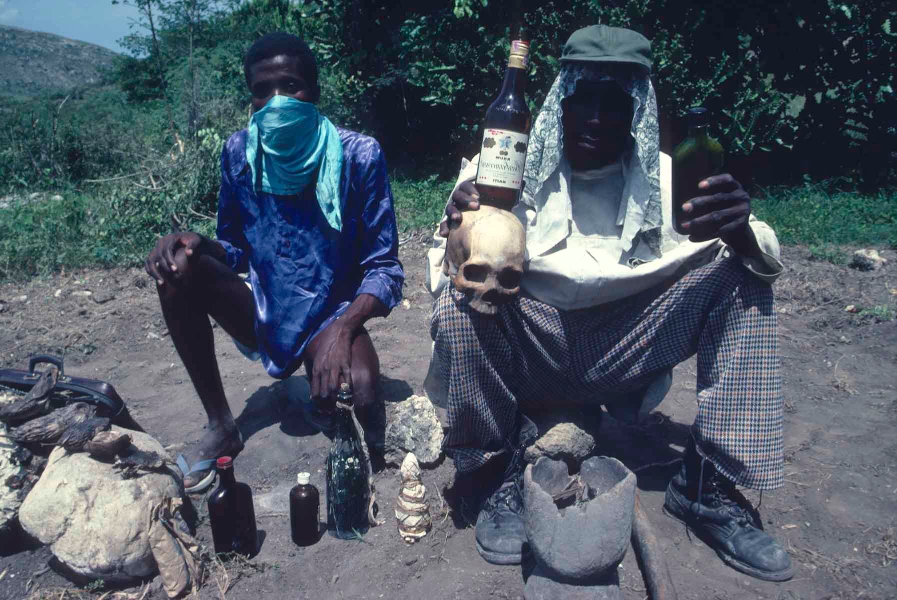 1r20100716_20100625_haiti_makepoison_82_84_0242