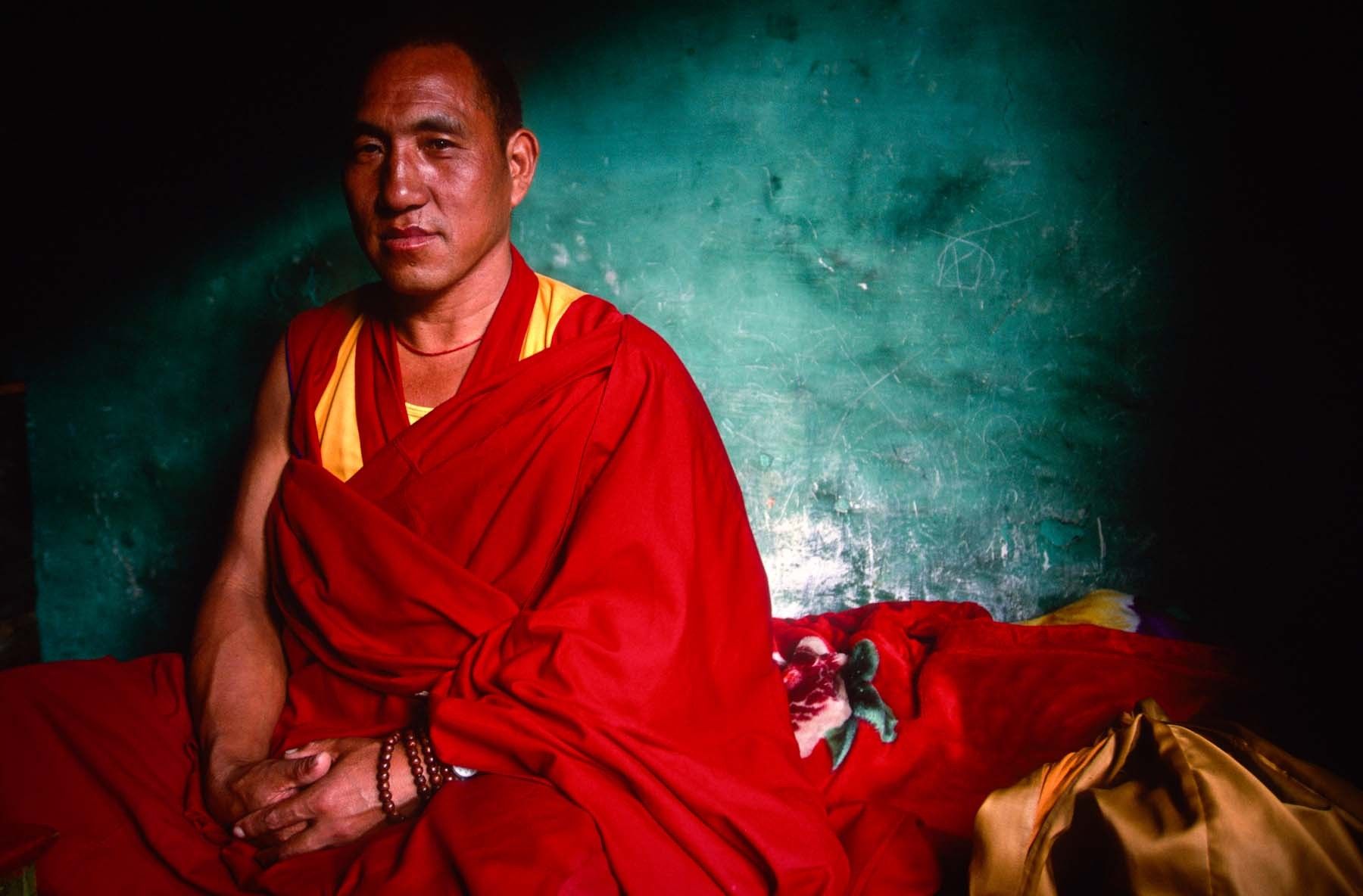 1r20100608_20100608_nepal_tc_0221