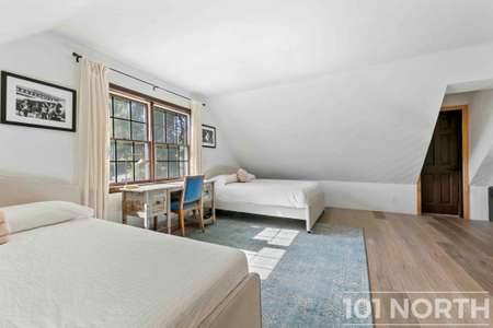 Contemporary 43-90.jpg