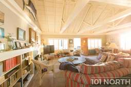 Beach House 08-46.jpg