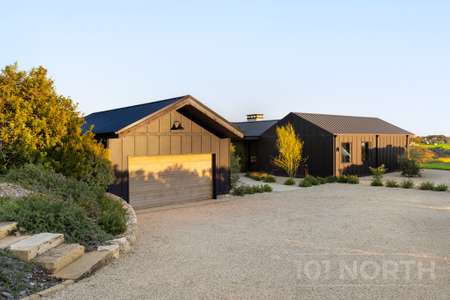 Contemporary 44-28.jpg