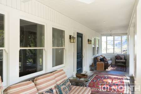 Farmhouse 05 (110 of 74).jpg