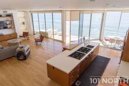 Beach House 12-41.jpg