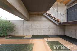 Contemporary 07-81.jpg