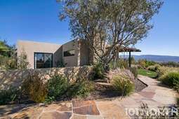 Contemporary 04-16.jpg