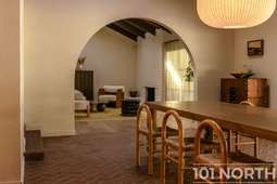 Contemporary 36-6.jpg