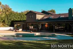 Contemporary 36-24.jpg