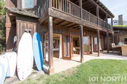 Beach House 14-32.jpg