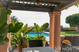 Beach House 17-72.jpg