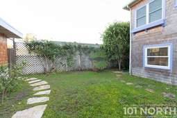 Beach House 08-37.jpg