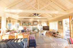 Beach House 08-48.jpg