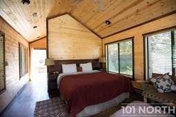 Cabin 02-18.jpg