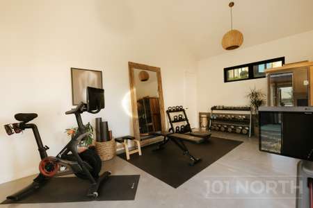 Contemporary 44-32.jpg