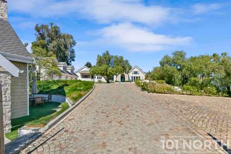 Contemporary 43-4.jpg