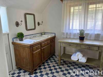 Traditional 16-115.jpg