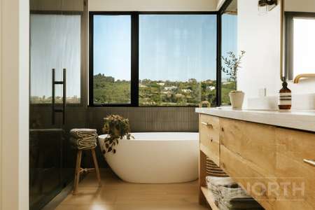 Contemporary 44-40.jpg