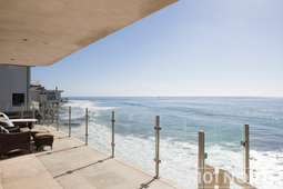 Beach House 03-42.jpg