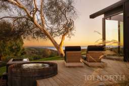 Contemporary 44-17.jpg