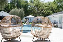 Contemporary 33-122.jpg