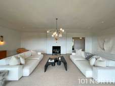 Contemporary 02-145.jpg