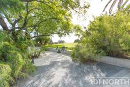 Architectural 01-3.jpg